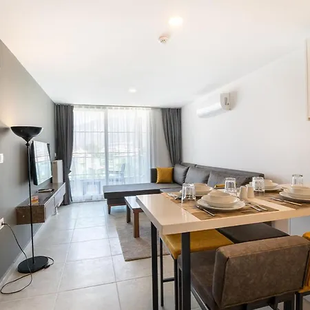 Midpoint Suites Fethiye Exterior photo